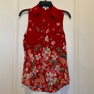 XS Express Portofino Floral Sleeveless Top